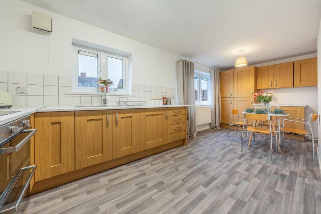 Modern 3 Bed